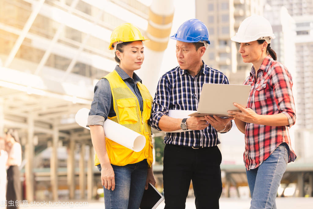 城市笔记本计划中工程师技术人与妇女在建筑建设与工程设计中的角色